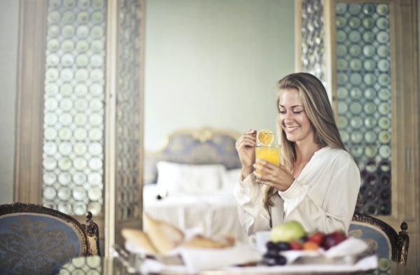 what-is-room-service-in-a-hotel-catalonia-hotels-resorts-blog