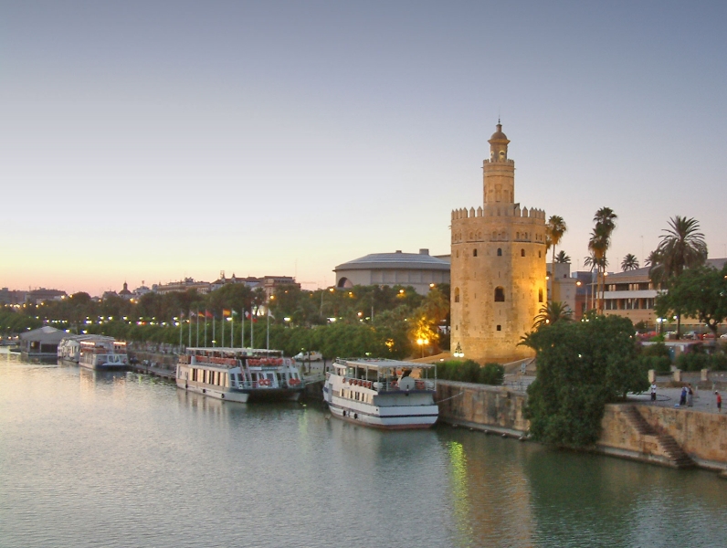 Torre del oro - Escapada de Sevilla